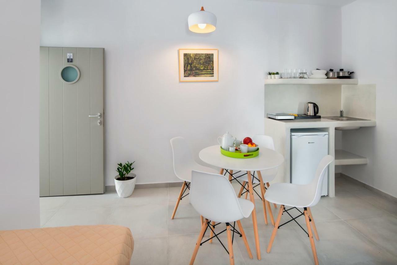 Olive Tree Suites Fira  Dış mekan fotoğraf