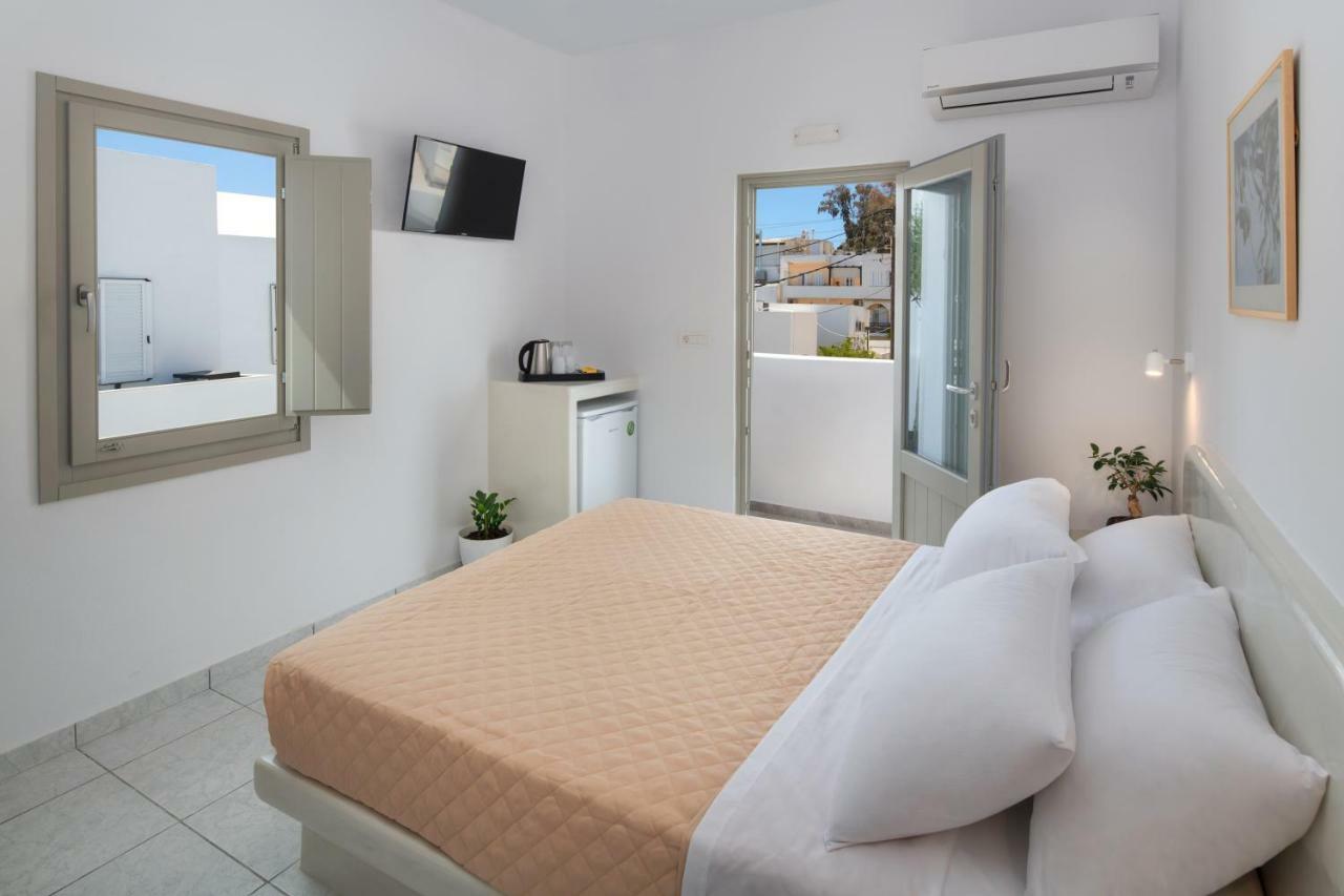 Olive Tree Suites Fira  Dış mekan fotoğraf